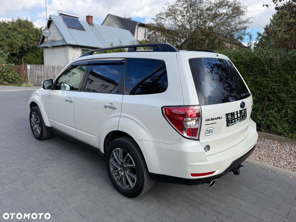 Subaru Forester 2.0X Exclusive - 6