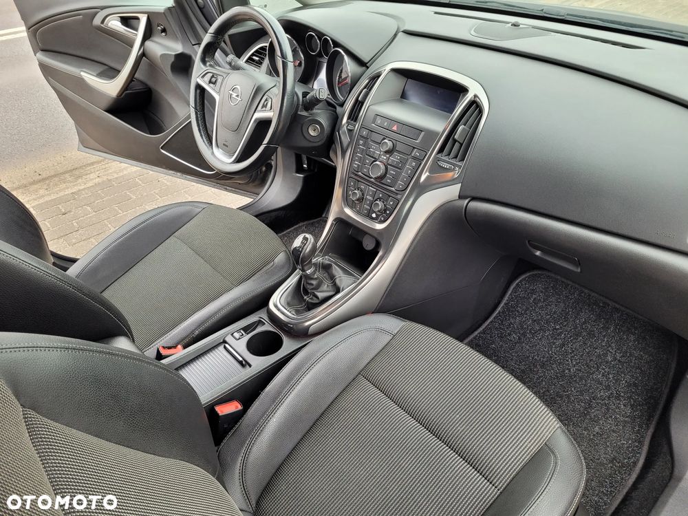 Opel Astra 1.4 Turbo Cosmo - 20