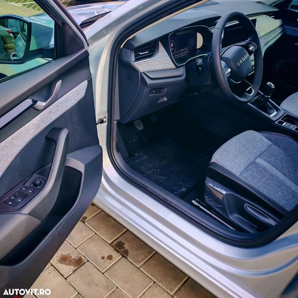 Skoda Octavia 1.5 TSI 115 CP Selection - 13