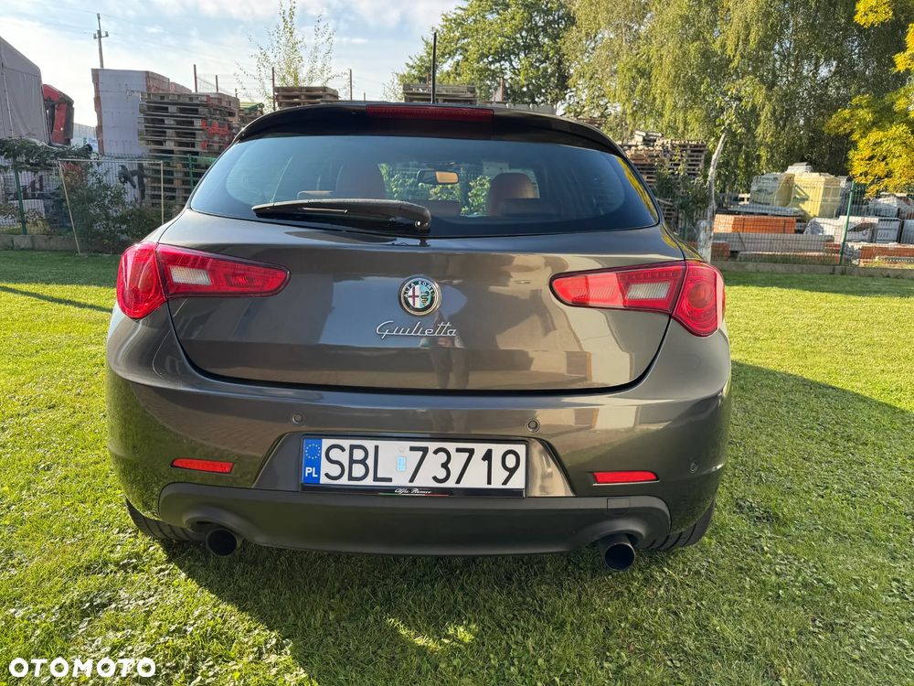 Alfa Romeo Giulietta - 5