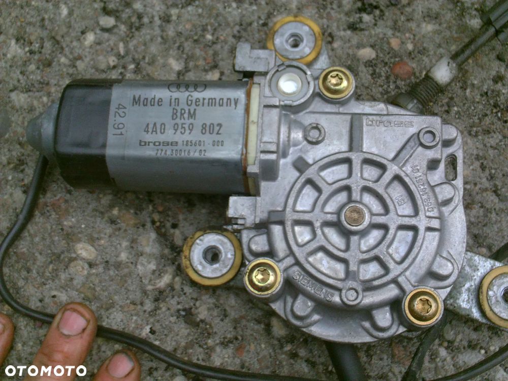 Audi 100 c3 c4 zderzak fotele drzwi klapa lampy kanapa wnetrze boczki kokpit i inne silnik 1,8 oraz 2,3benzyna - 32