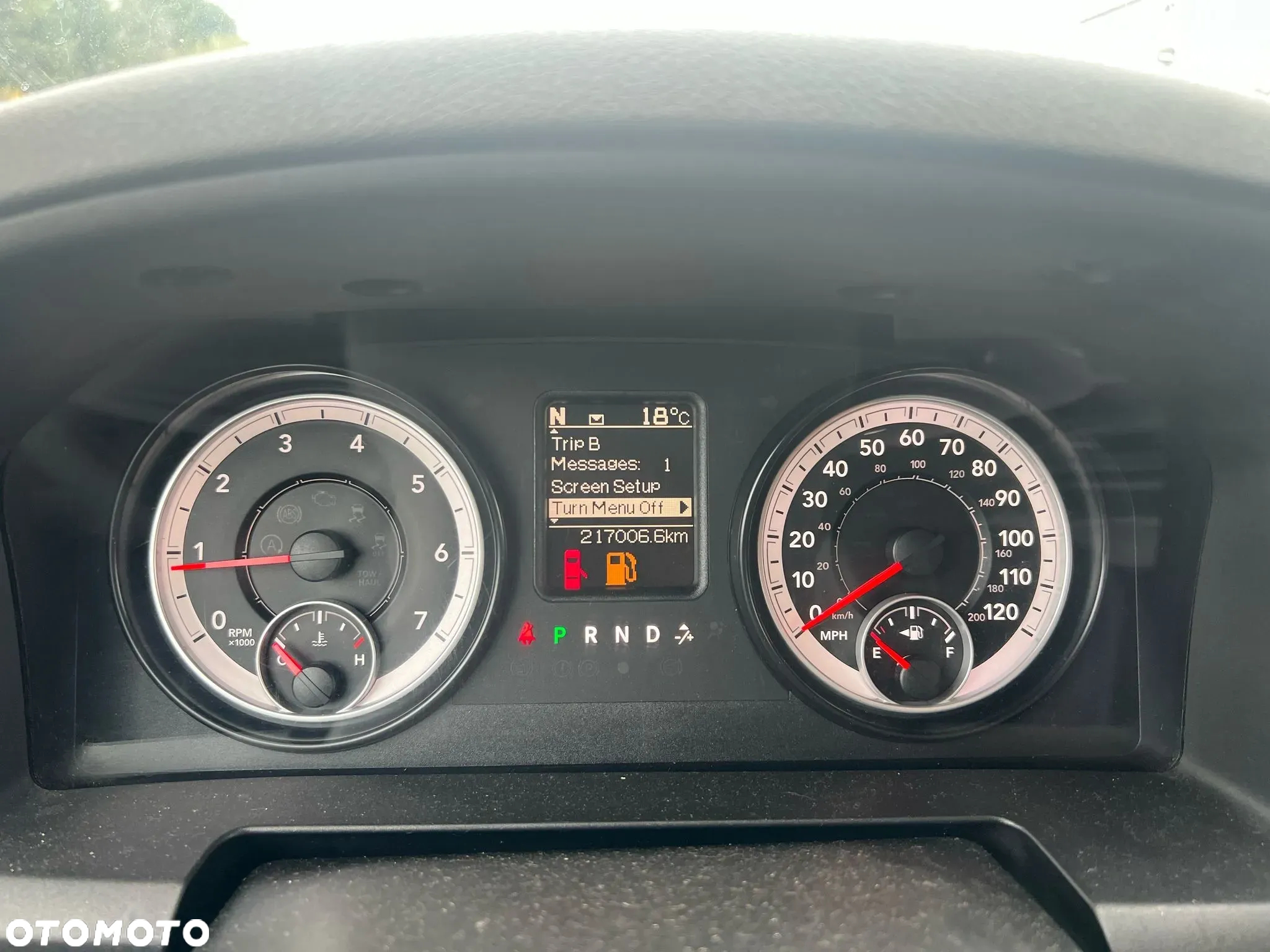 RAM 1500 5.7 Crew Cab Laramie - 17