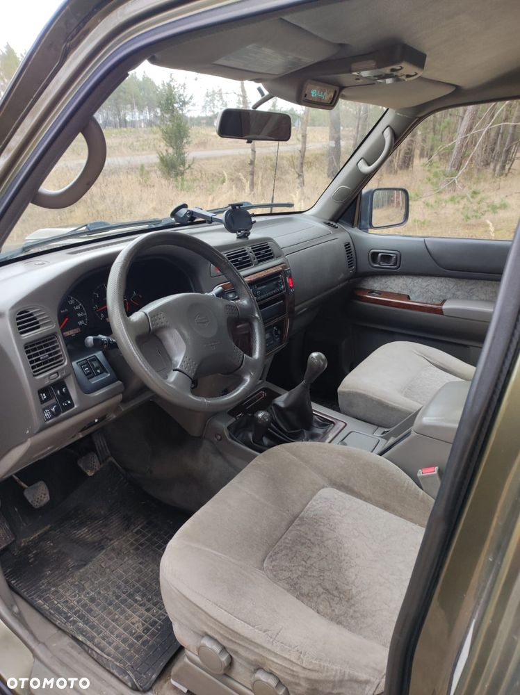 Nissan Patrol - 12