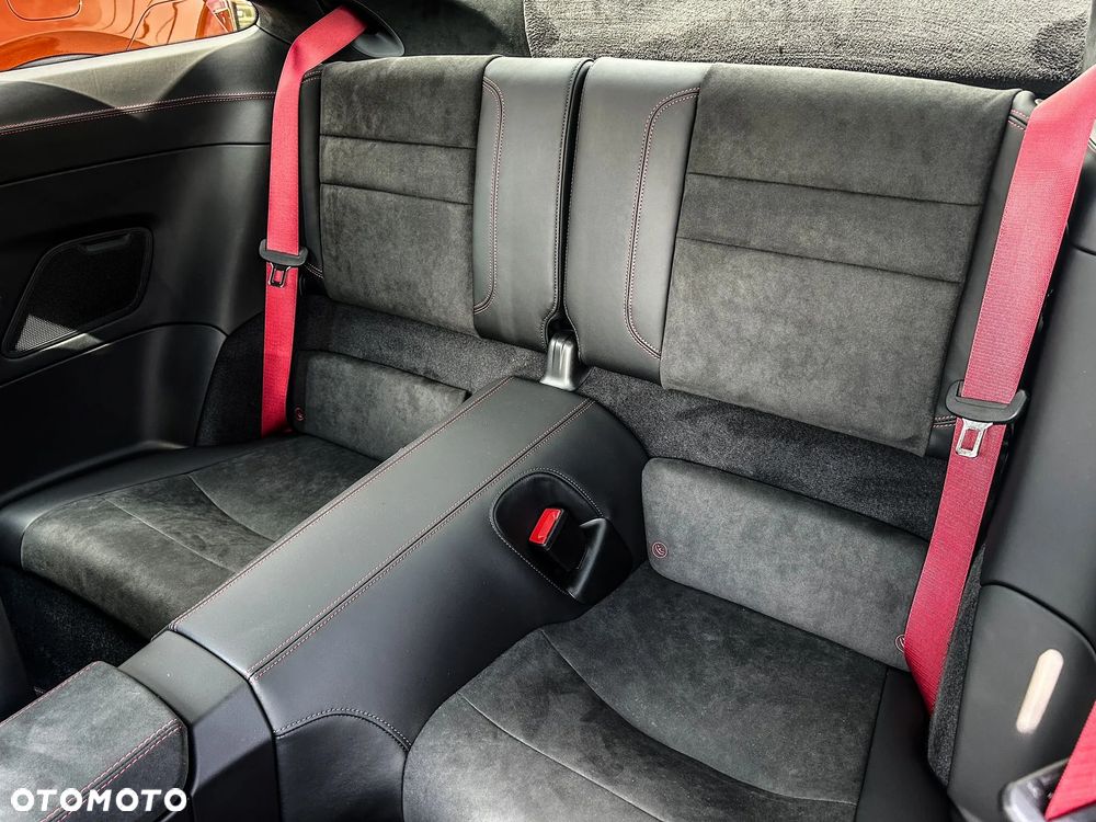 Porsche 911 Carrera T-Hybrid GTS - 23