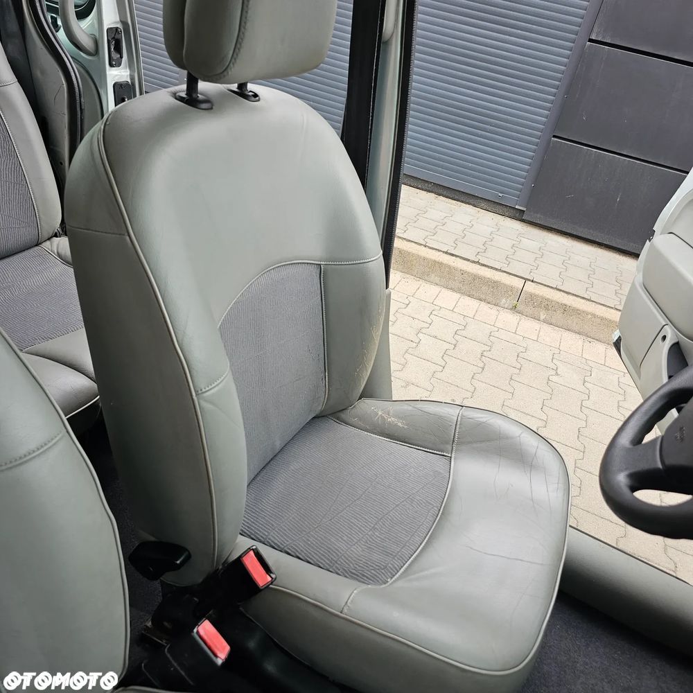 Renault Kangoo 1.2 16V Campus - 16