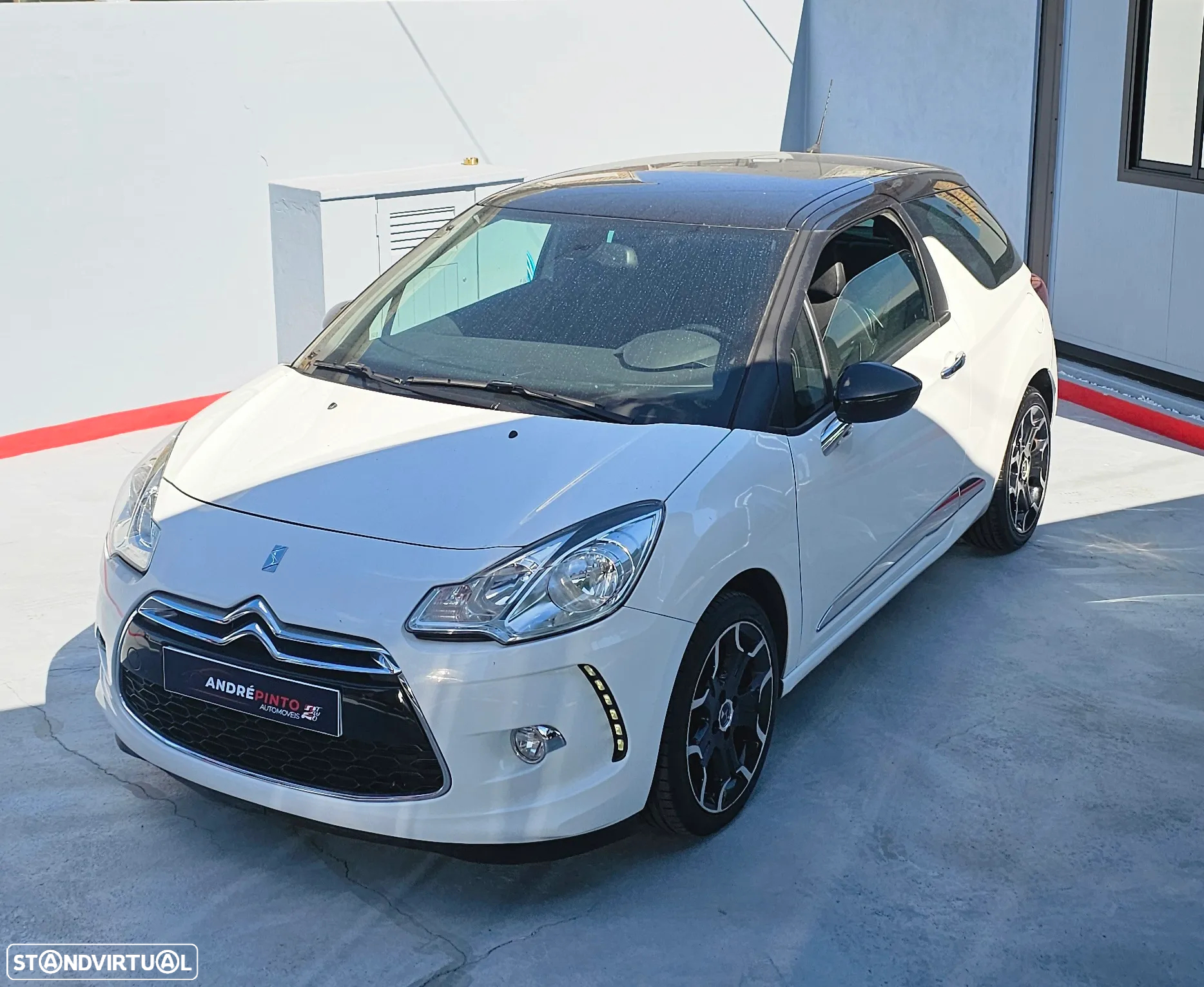 Citroën DS3 1.6 e-HDi So Chic - 3
