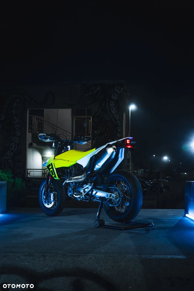 Husqvarna 701 - 8