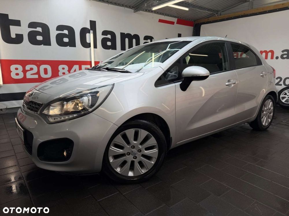 Kia Rio - 12