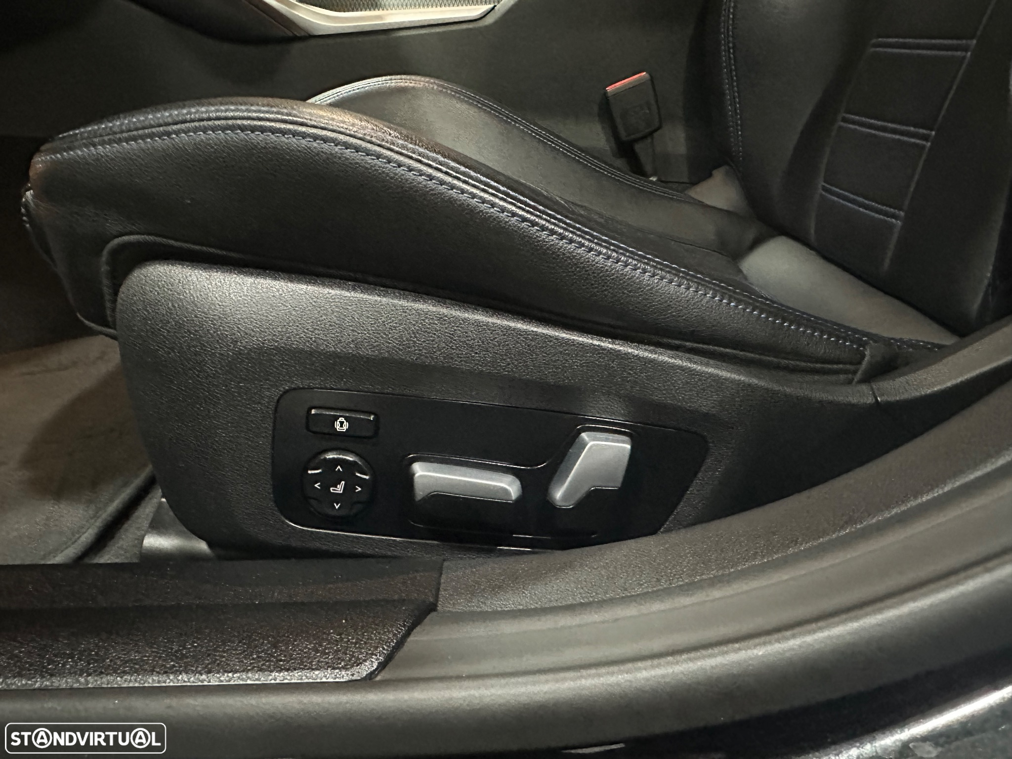 BMW i4 M50 - 36