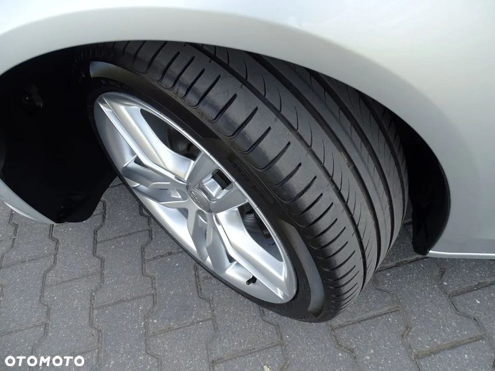 Audi A4 Avant 2.0 TDI DPF Attraction - 37