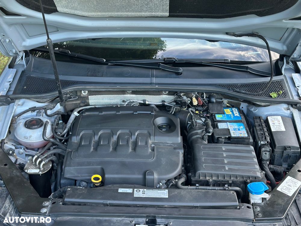 Volkswagen Passat 2.0 TDI SCR DSG Highline - 17
