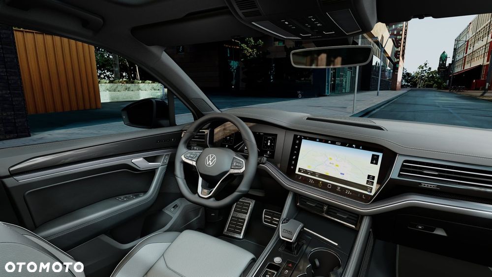 Volkswagen Touareg - 12