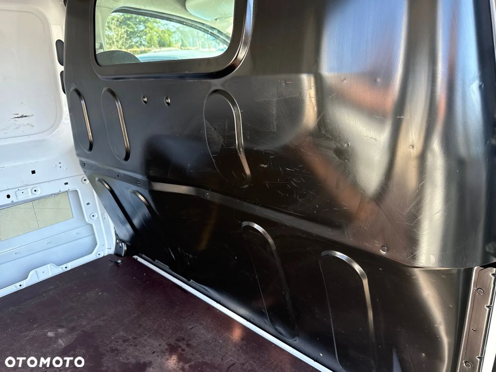 Mercedes-Benz Citan - 21