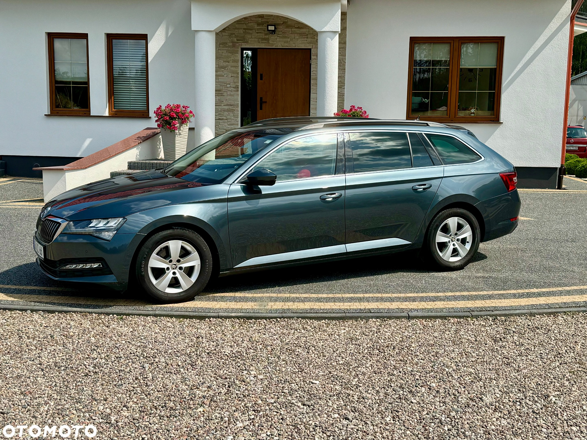 Skoda Superb 2.0 TDI DSG Ambition - 6