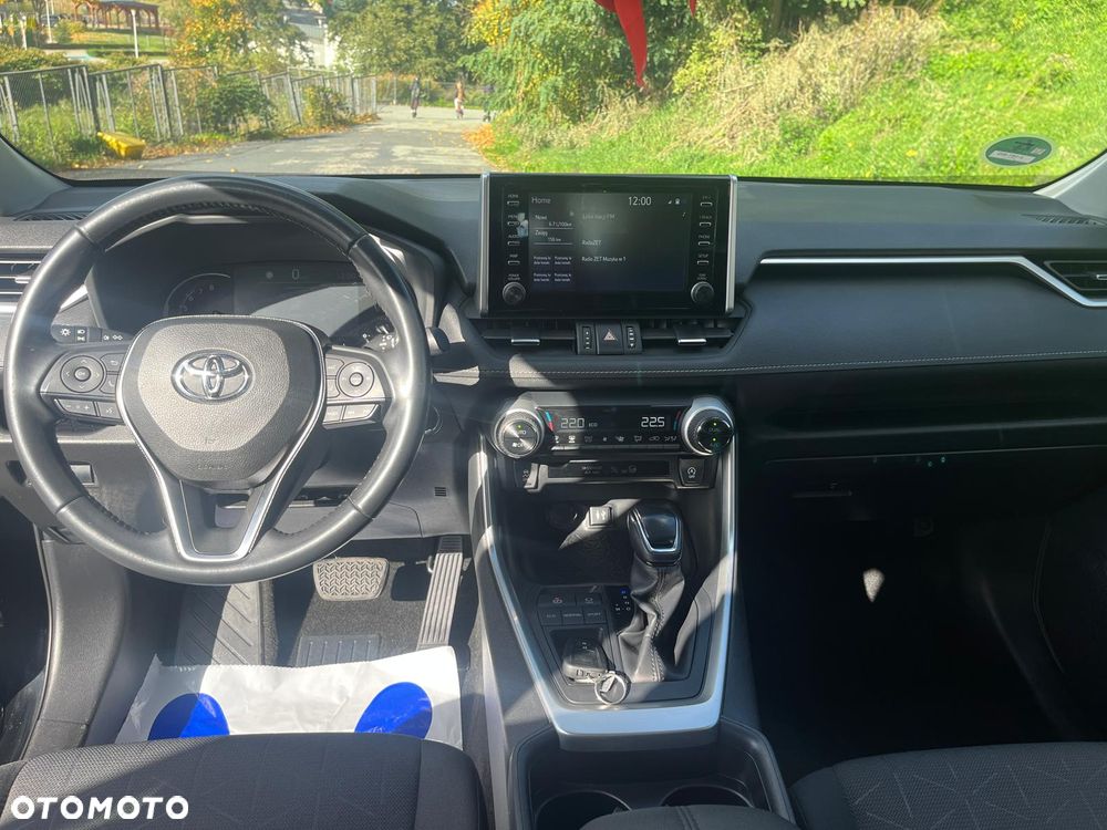 Toyota RAV4 - 13