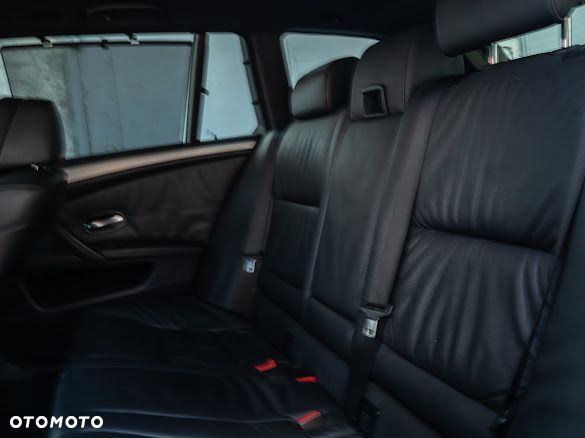 BMW Seria 5 - 31