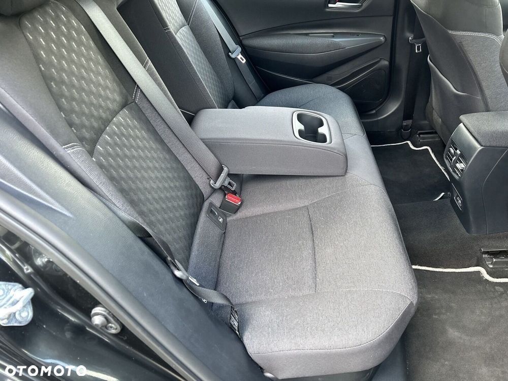 Toyota Corolla 1.8 Hybrid Comfort - 18