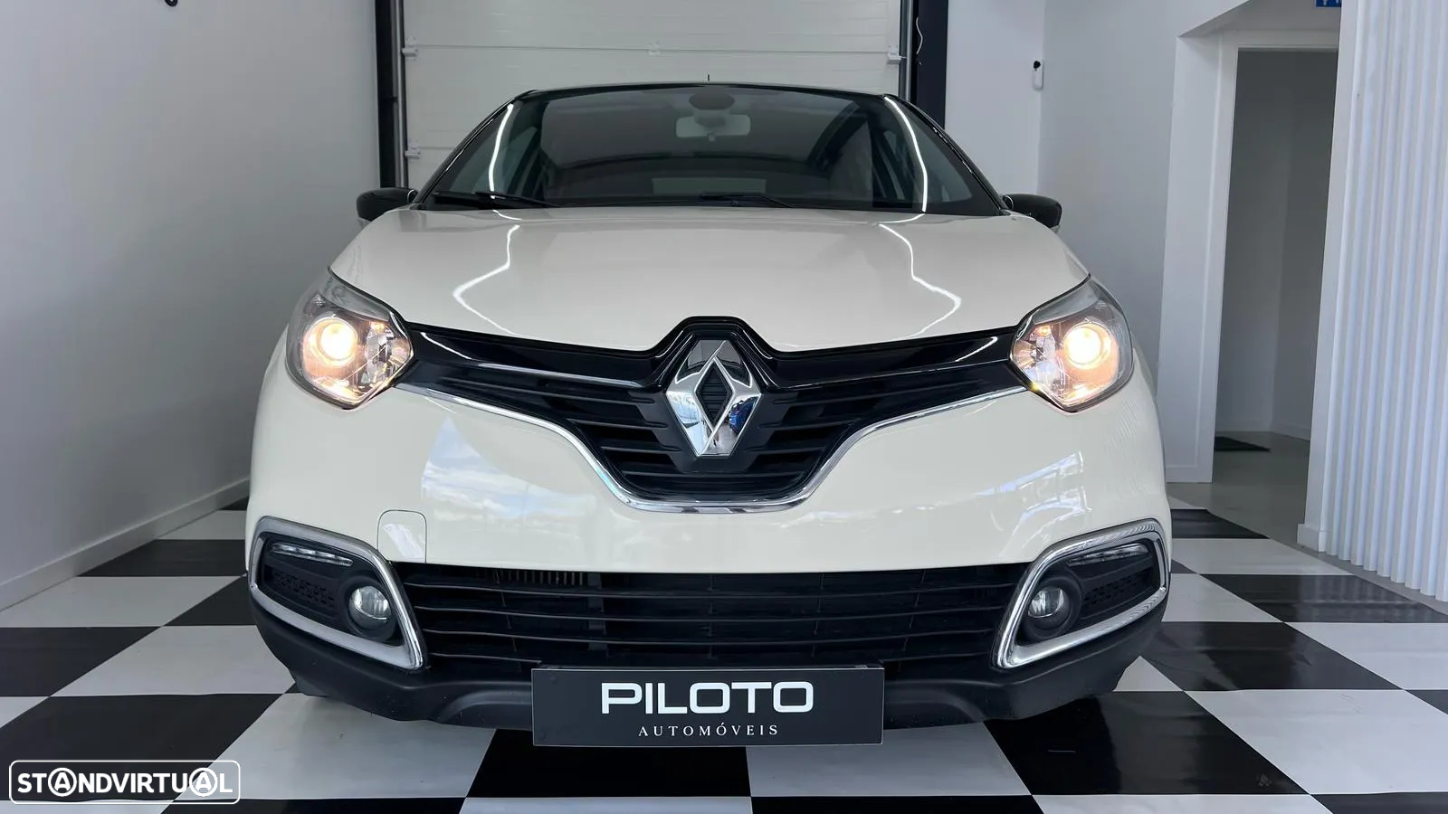 Renault Captur 1.2 TCe Exclusive - 2