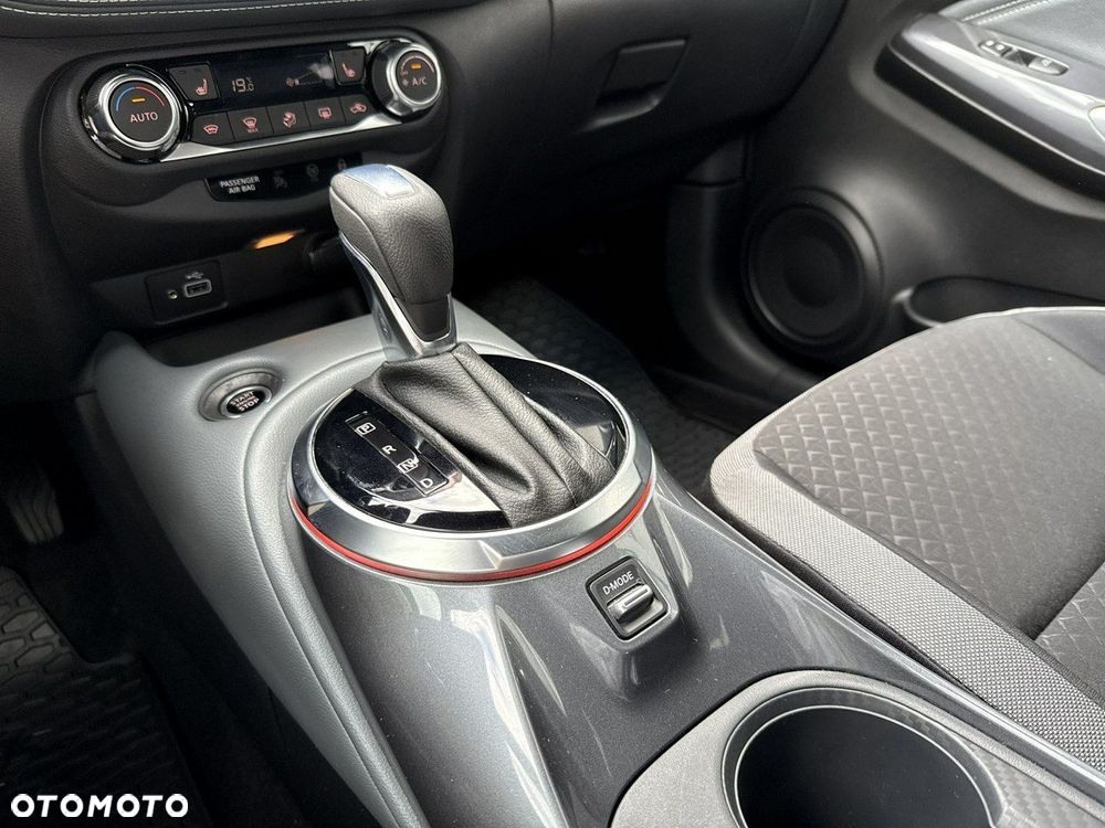 Nissan Juke 1.0 DIG-T N-Connecta DCT - 21