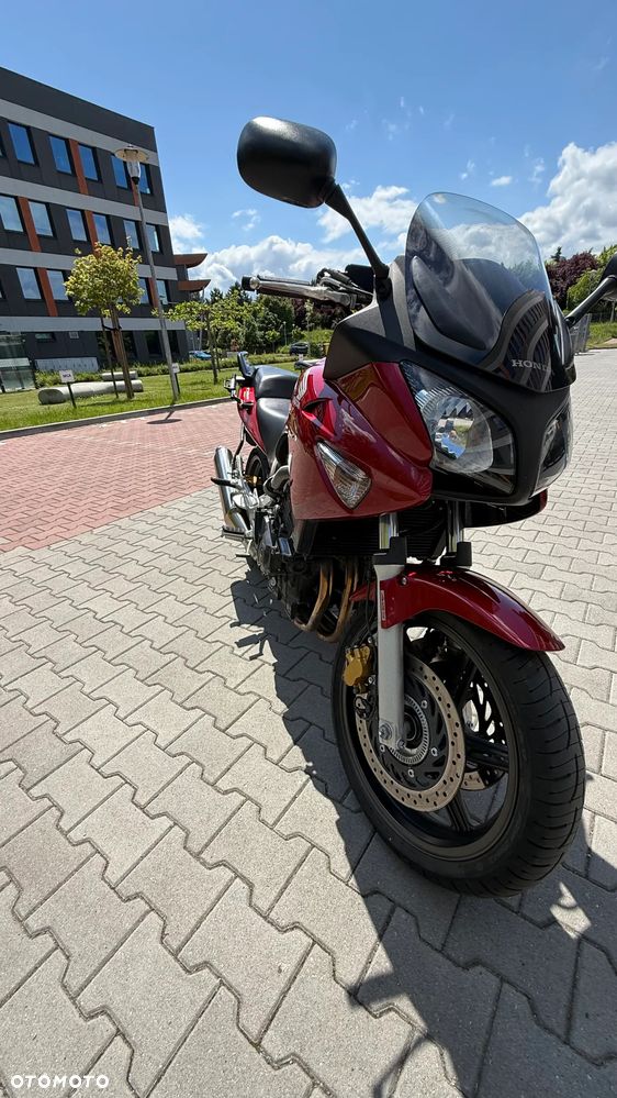 Honda CBF - 22