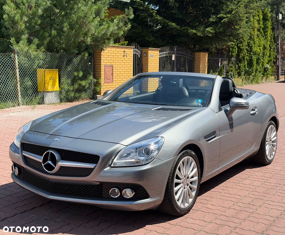 Mercedes-Benz SLK 200 (BlueEFFICIENCY) 7G-TRONIC - 3