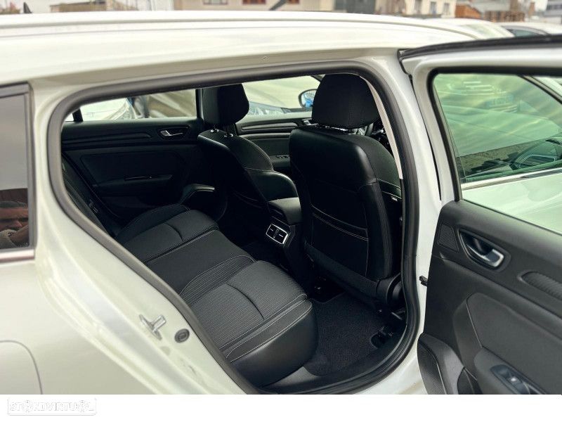 Renault Mégane Sport Tourer BLUE dCi 115 LIMITED - 11