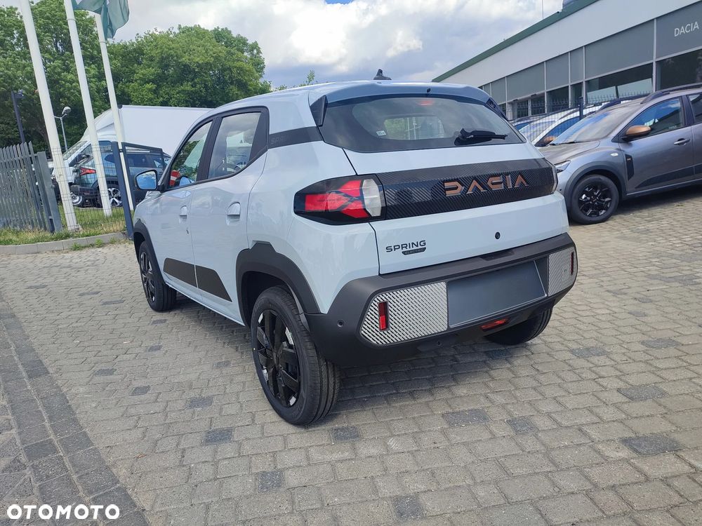 Dacia Spring Electric 24.3kWh 100 Extreme - 4