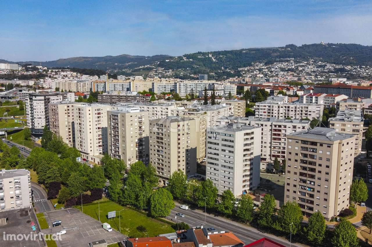 Apartamento T3 para Arrendar, em São Vicente! - Grande imagem: 2/29