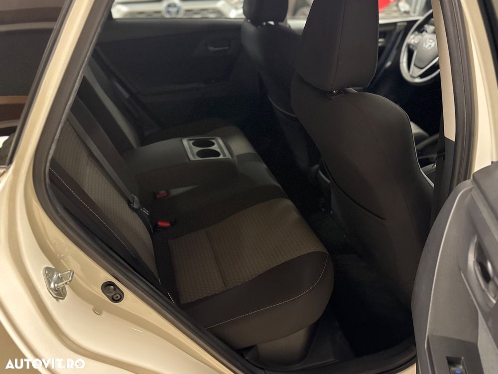 Toyota Auris ver-1-8-vvt--i-automatik-style-selection - 10