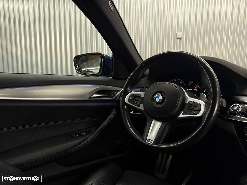BMW 530 e iPerformance Pack M - 24