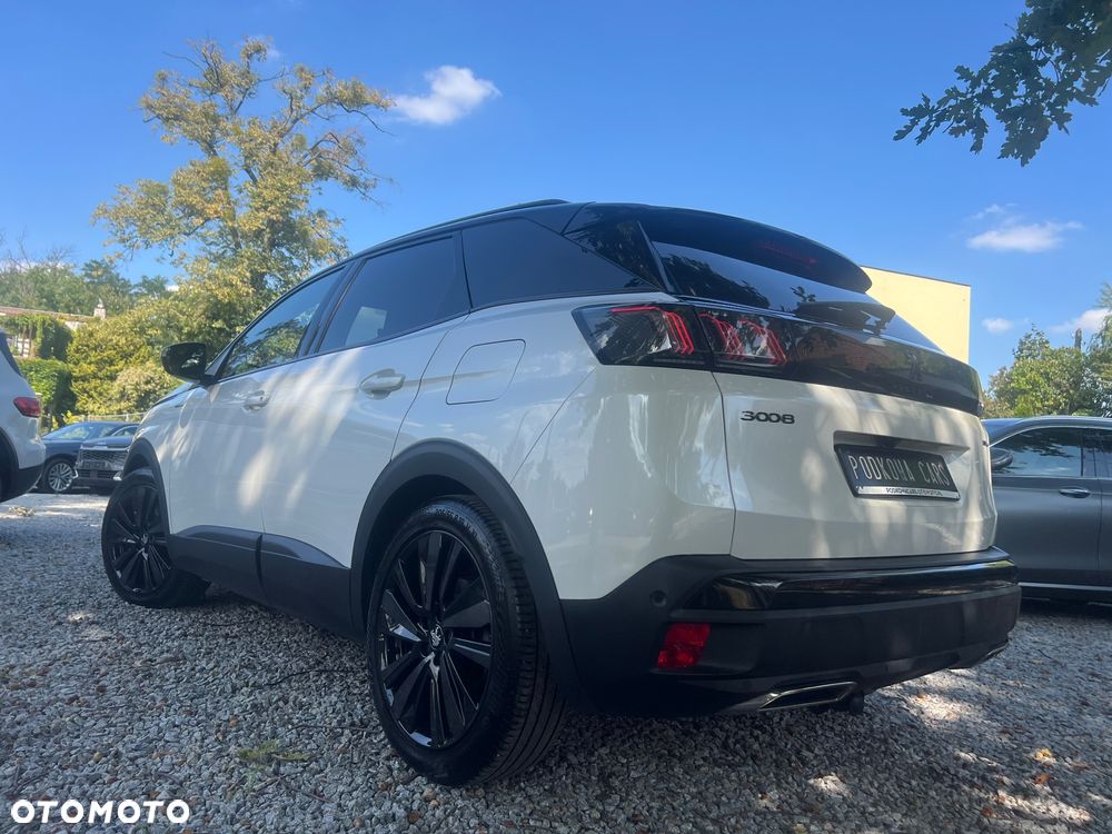 Peugeot 3008 Plug-In Hybrid 225 e-EAT8 GT - 11