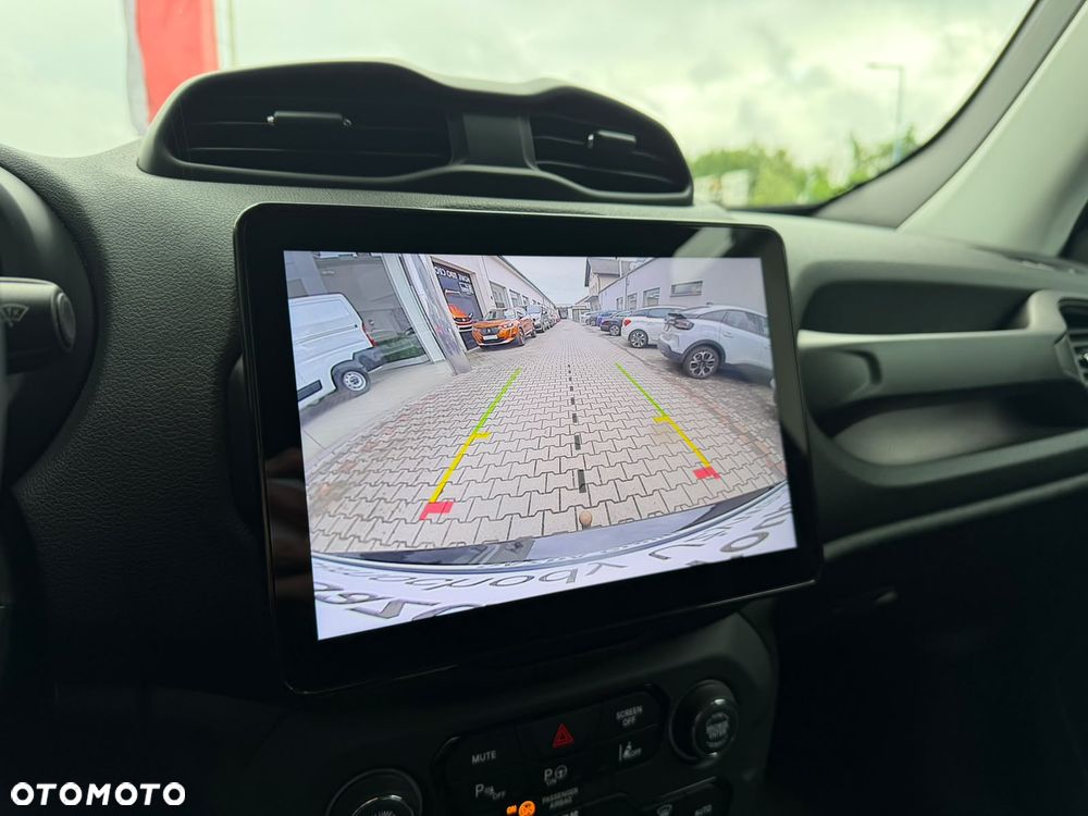 Jeep Renegade 1.5 T4 mHEV FWD S&S DCT - 29