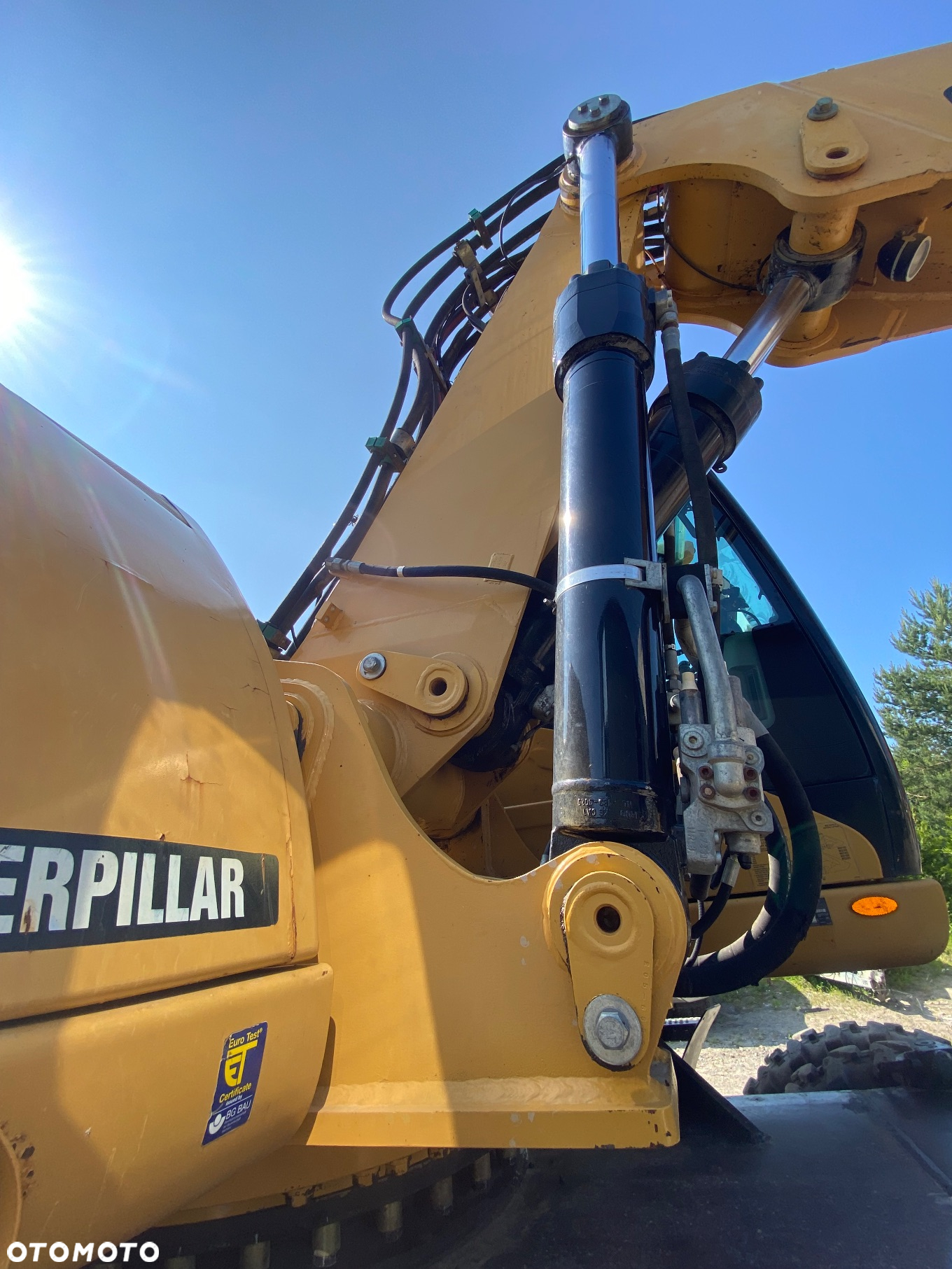 Caterpillar M322D - 11