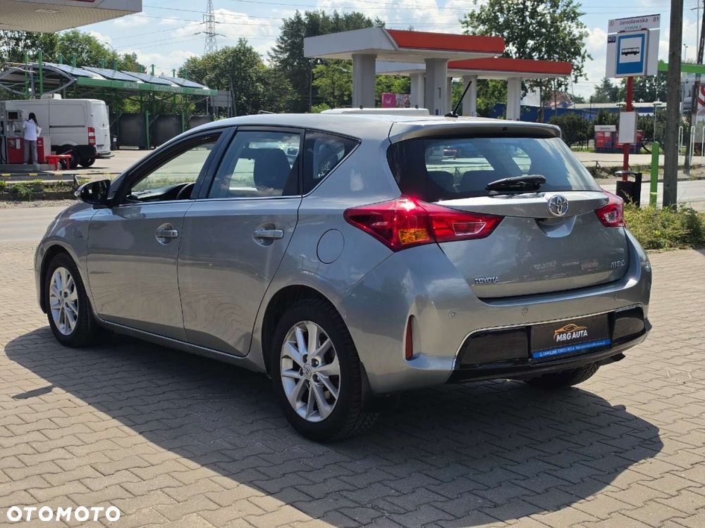 Toyota Auris - 7