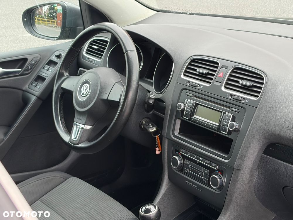 Volkswagen Golf 1.6 TDI Comfortline - 12