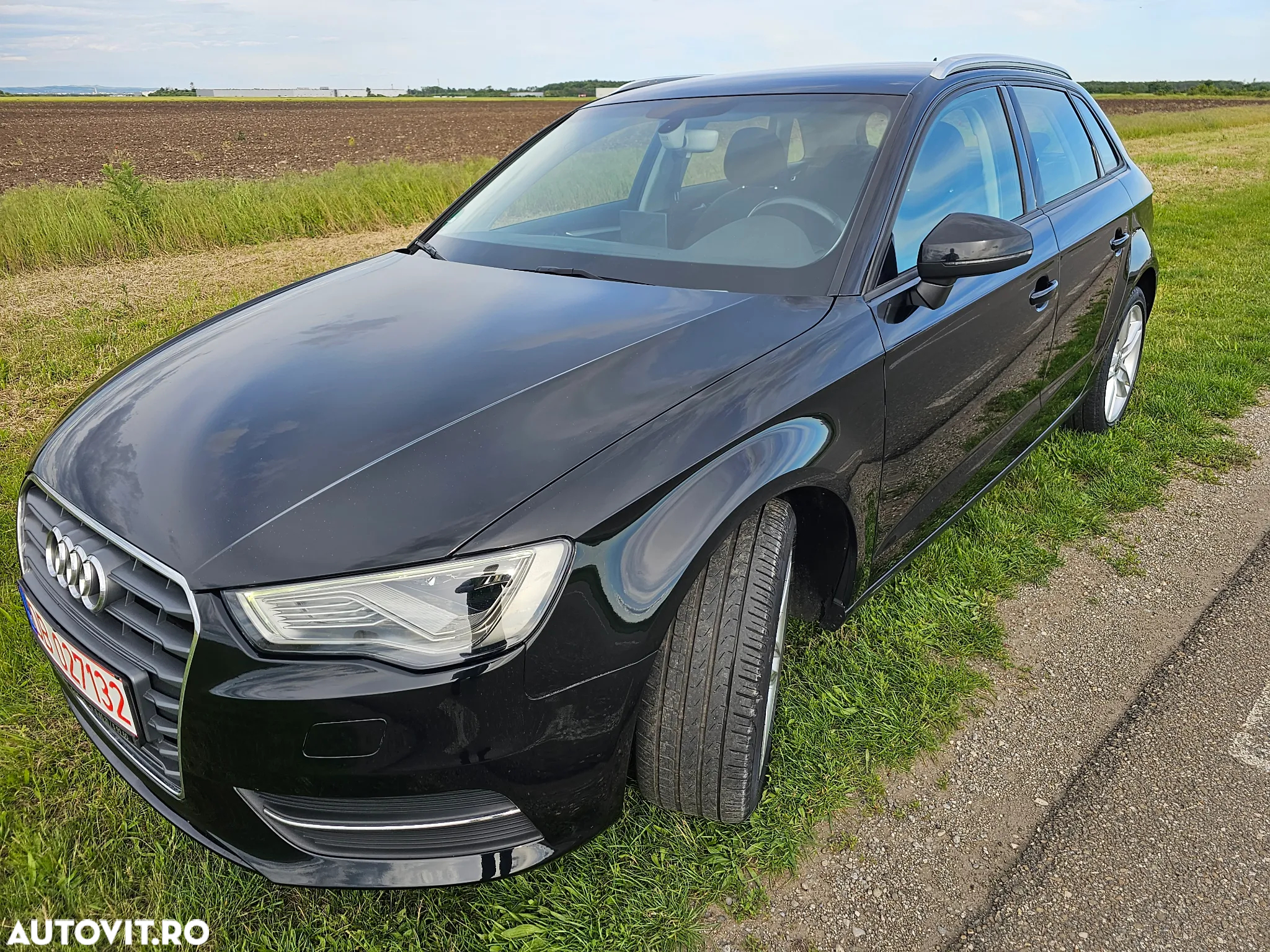 Audi A3 Sportback 1.2 TFSI Stronic Attraction - 2