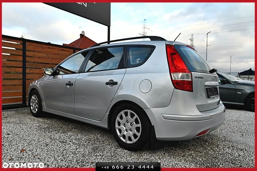 Hyundai i30 i30cw 1.6 CRDi Edition Plus - 4