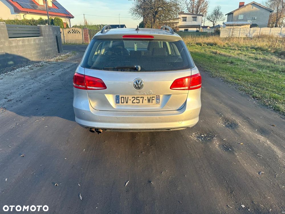 Volkswagen Passat 2.0 TDI Comfortline DSG - 10