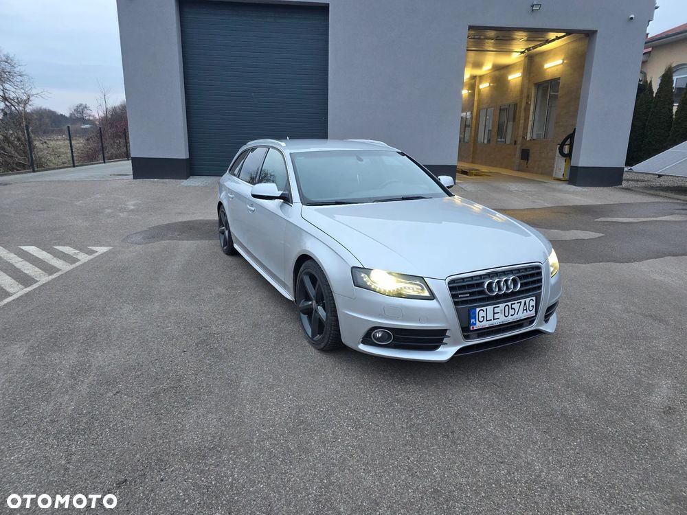 Audi A4 Avant 2.0 TDI DPF quattro S line Sportpaket (plus) - 1