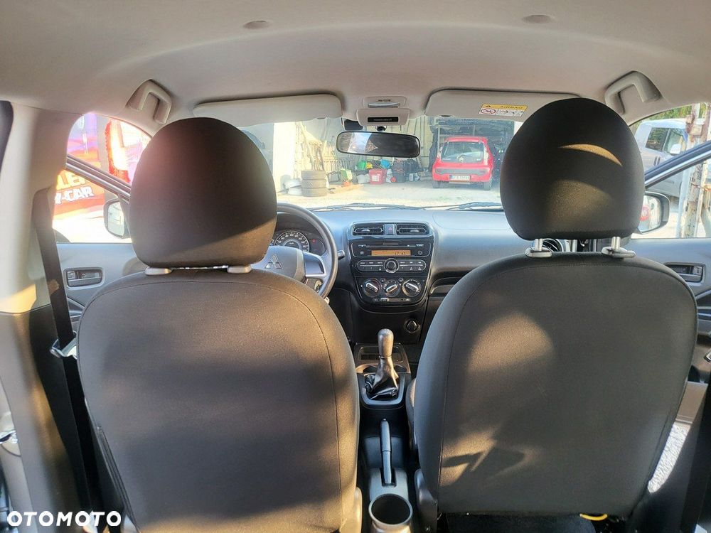 Mitsubishi Space Star - 25