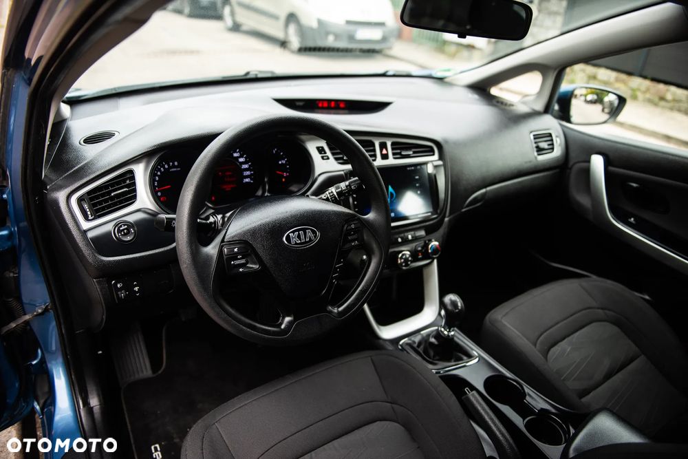 Kia Ceed 1.4 CVVT Vision - 19