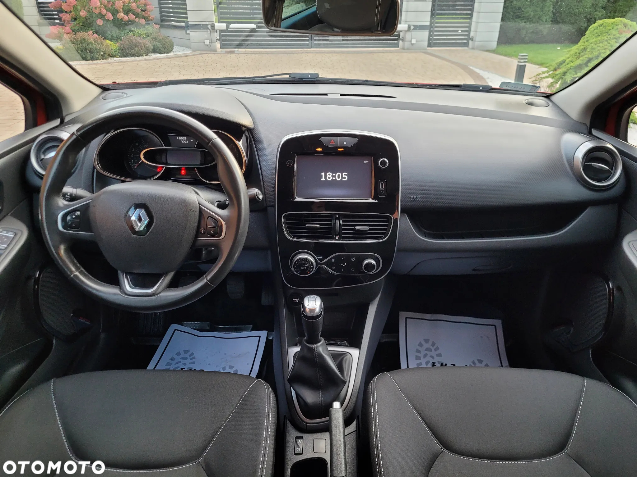 Renault Clio 0.9 Energy TCe Limited - 16