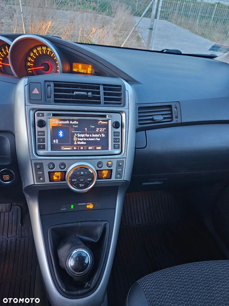 Toyota Verso 1.8 Sol plus - 15