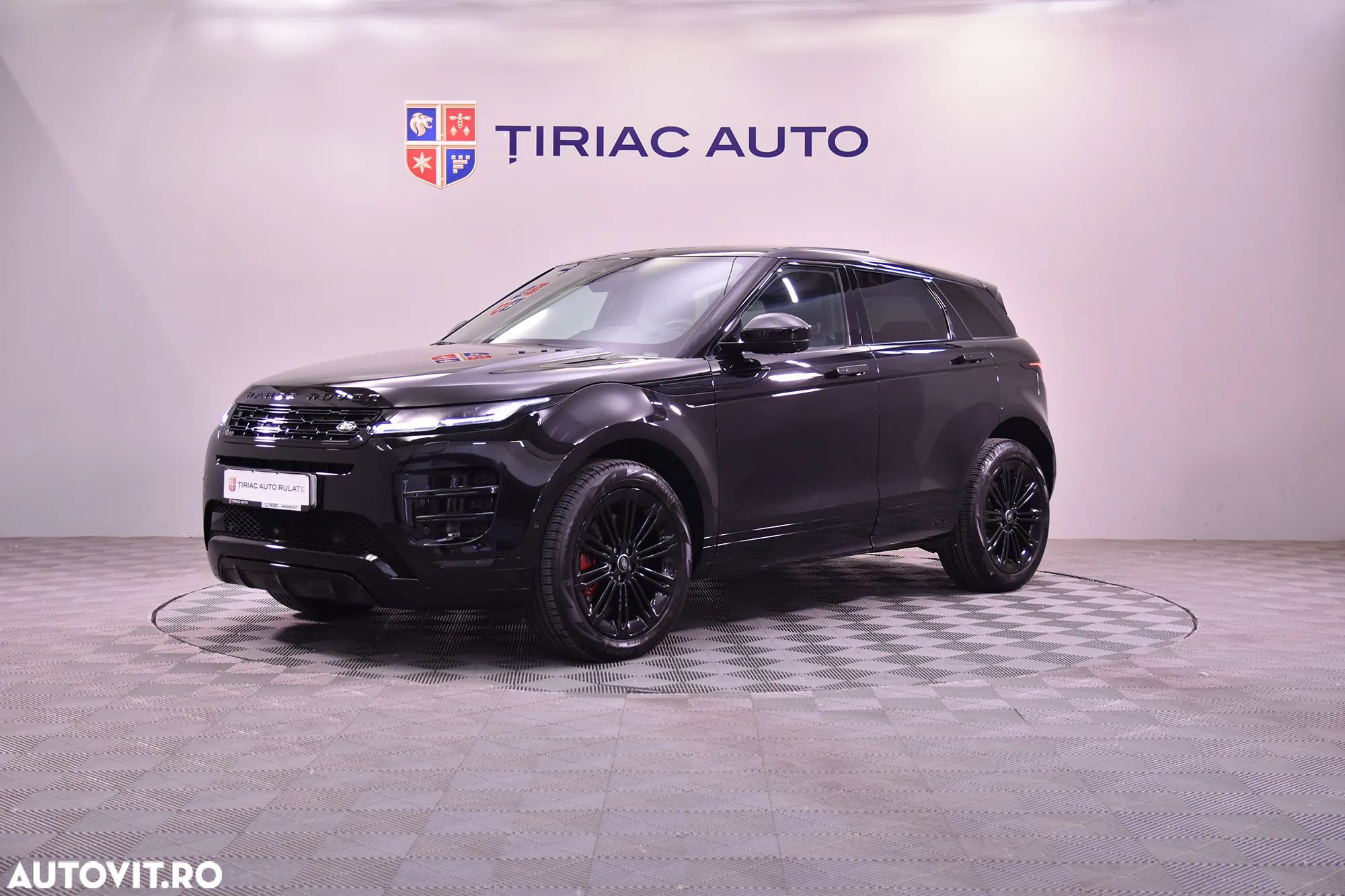 Land Rover Range Rover Evoque - 1