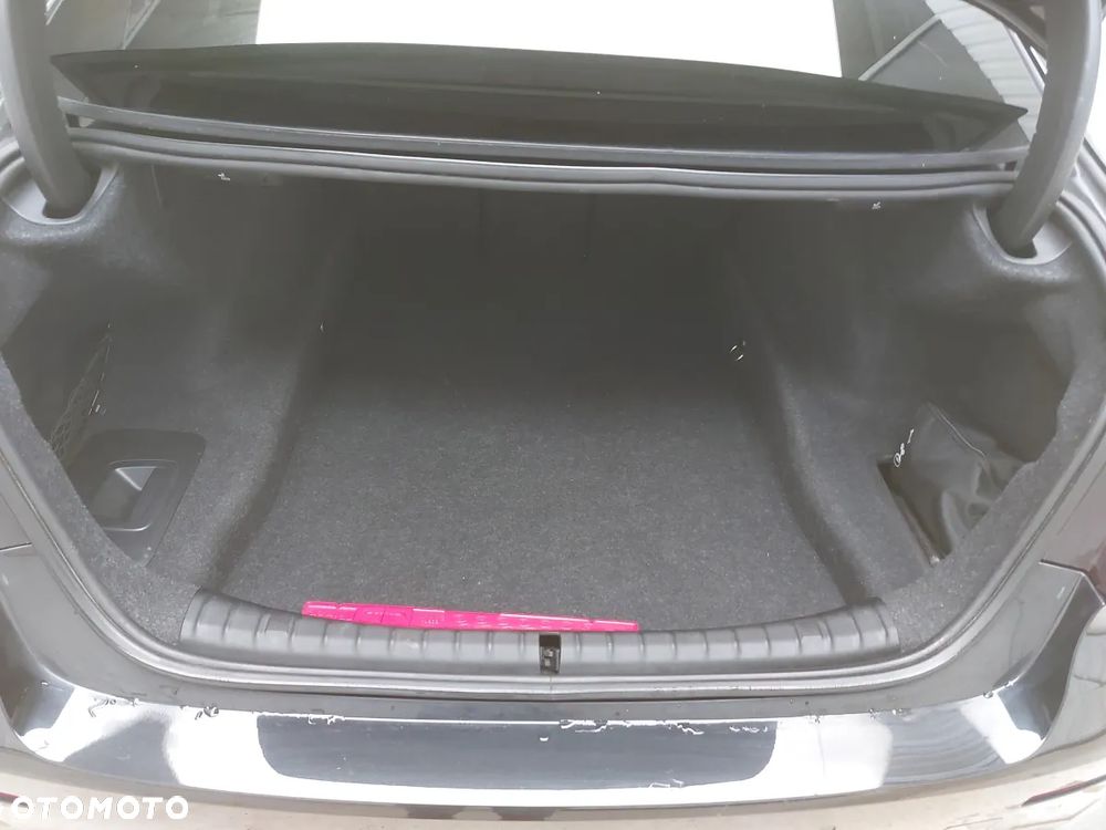 BMW Seria 5 530i xDrive - 10