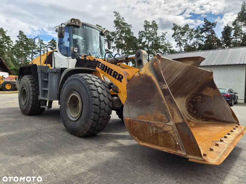 Liebherr L566 566 - 7