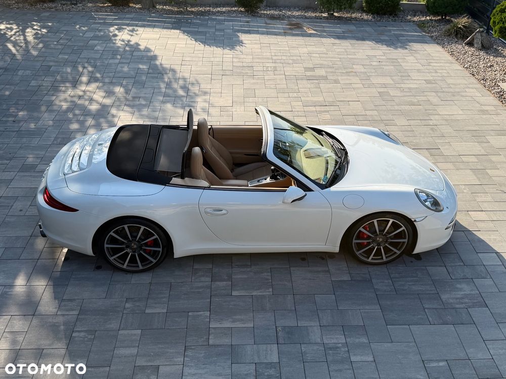 Porsche 911 Carrera S - 9