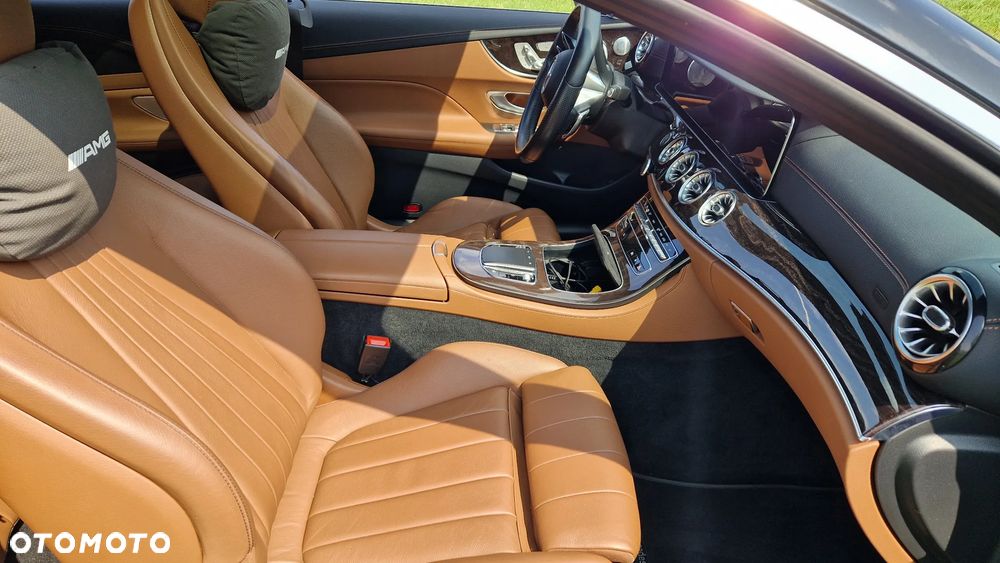 Mercedes-Benz Klasa E 220 d Coupe 4-Matic AMG - 22