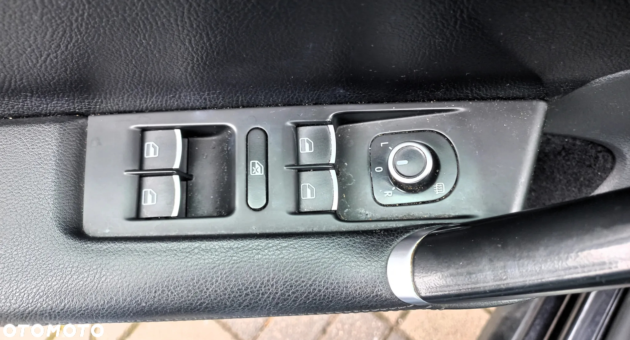 Volkswagen Passat 2.0 TDI Highline DSG - 16