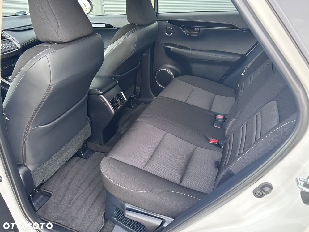 Lexus NX - 28